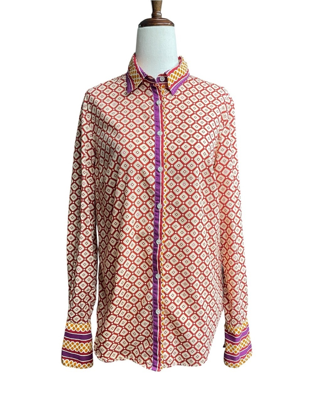 0039 Italy Geometric Print button Shirt 100% Cotton Size Small